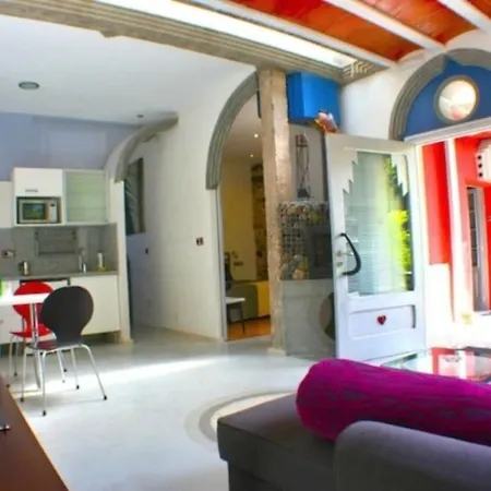 Zentral Club Neutron-jacuzzi