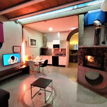 Zentral Club Neutron-jacuzzi Apartment Belmonte De Miranda